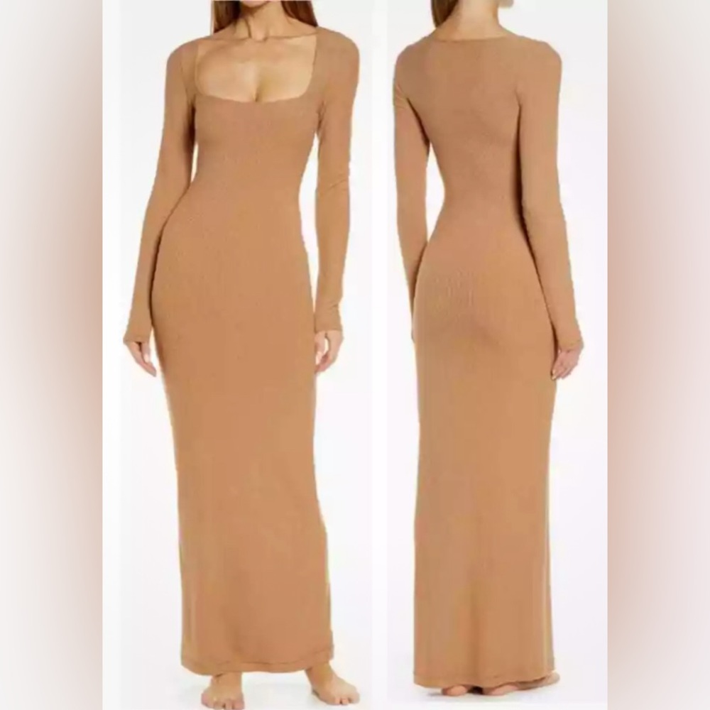 NWT- 3X SKIMS- super hard size to find. I never wore it & have lost weight!